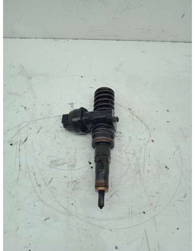 Recambio de inyector para volkswagen golf iv berlina (1j1) 1.9 tdi referencia OEM IAM 038130073AJ  