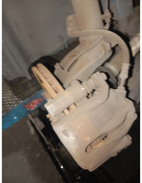Recambio de mangueta delantera derecha para citroën c3 picasso sx referencia OEM IAM 364790  