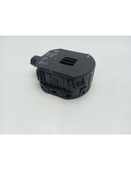 Recambio de modulo electronico para toyota c-hr (ax2t) hybrid advance referencia OEM IAM 86570F4010  
