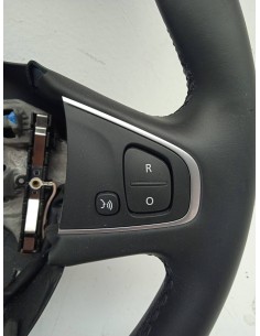 Recambio de volante para renault captur 1.3 tce referencia OEM IAM 484000110R   2