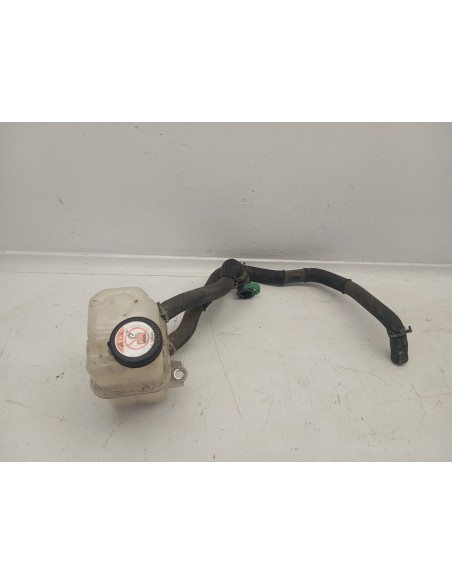 Recambio de deposito para toyota prius+ eco referencia OEM IAM 4722047080  