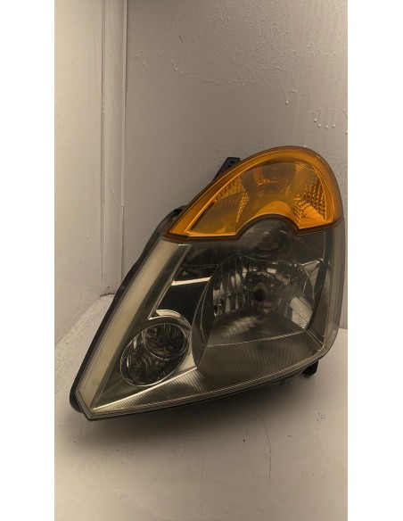 Recambio de faro izquierdo para renault modus 1.5 dci diesel referencia OEM IAM 8200301829  