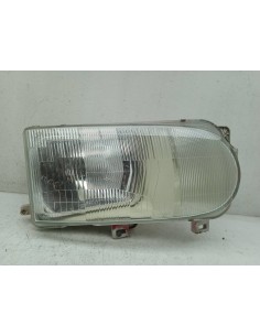Recambio de faro derecho para nissan vanette cargo (hc23) 2.3 diesel referencia OEM IAM 260108C002  