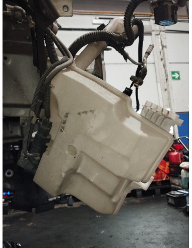 Recambio de deposito limpia para ford focus lim. (cb8) trend referencia OEM IAM BV6117B613A  