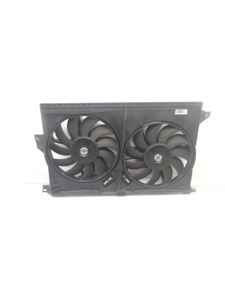 Recambio de electroventilador para opel vectra c berlina 1.9 cdti referencia OEM IAM 1341368  