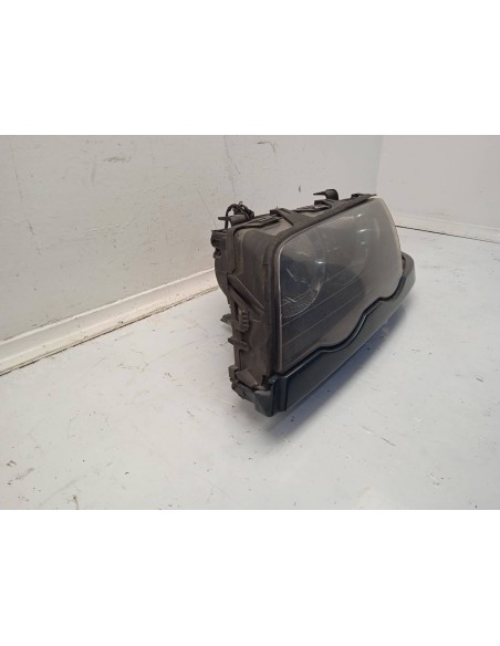 Recambio de faro izquierdo para bmw serie 3 touring (e46) 2.0 24v referencia OEM IAM 0301089205  