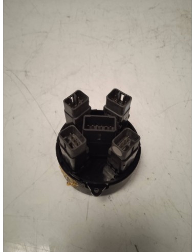Recambio de mando multifuncion para ssangyong actyon referencia OEM IAM  BOTON EMERGENCIA 