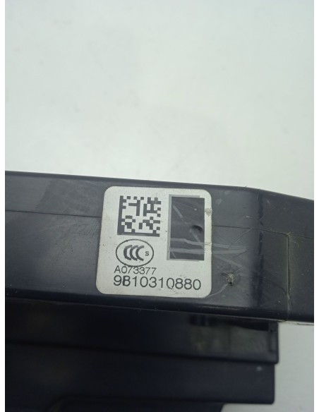 Recambio de cerradura puerta trasera izquierda para citroën c4 picasso attraction referencia OEM IAM 9810310880  