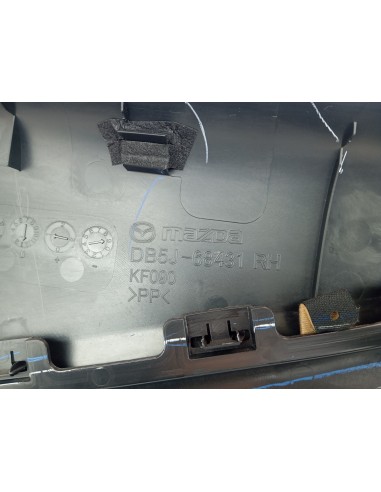 Recambio de guarnecido puerta delantera derecha para mazda 2 lim. () luxury referencia OEM IAM DB5J68431RH  