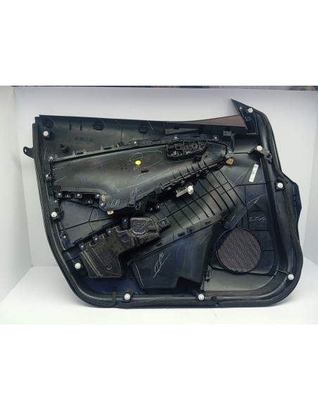 Recambio de guarnecido puerta delantera derecha para mazda 2 lim. () luxury referencia OEM IAM DB5J68431RH  
