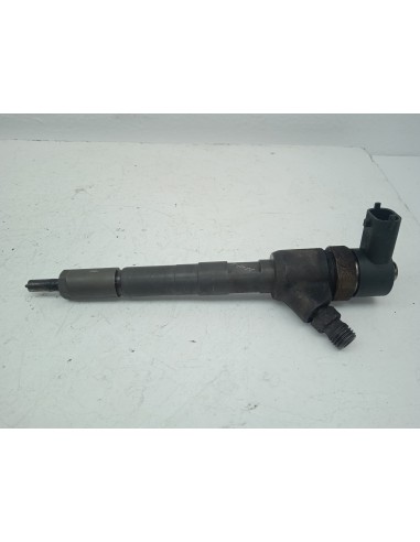 Recambio de inyector para opel corsa c cosmo referencia OEM IAM 0445110083  