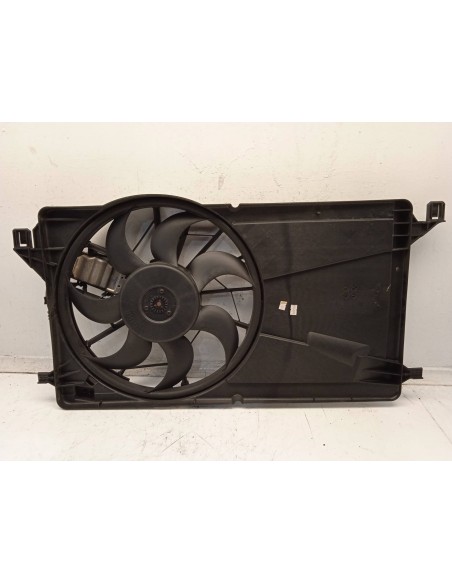 Recambio de electroventilador para ford focus berlina (cap) 1.6 tdci cat referencia OEM IAM 3M5H8C607VC  