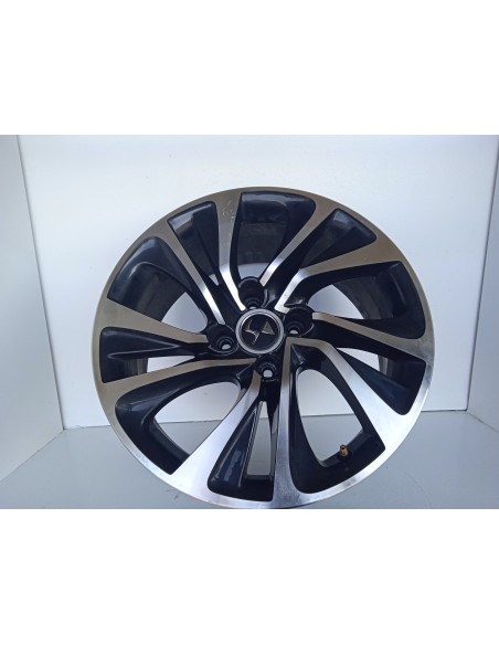 Recambio de llanta para ds 4 style referencia OEM IAM 9688832277  