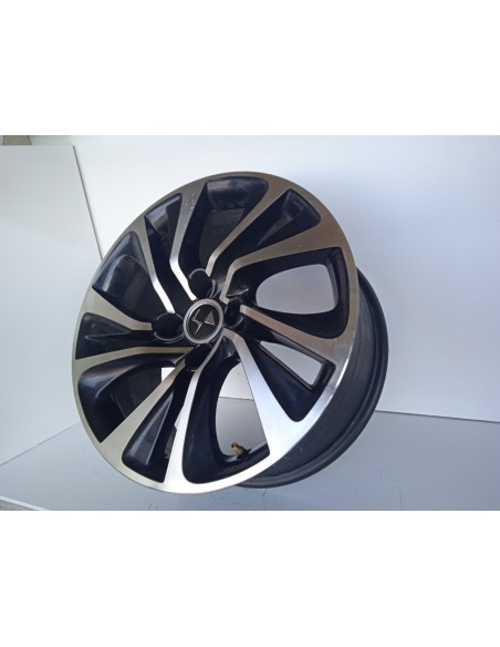 Recambio de llanta para ds 4 style referencia OEM IAM 9688832277  