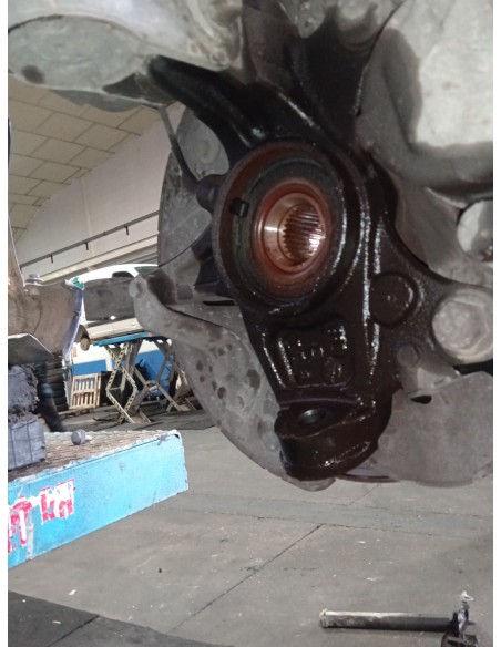 Recambio de mangueta delantera izquierda para citroën c4 picasso attraction referencia OEM IAM 1610137880  