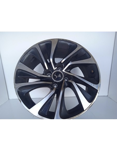 Recambio de llanta para ds 4 style referencia OEM IAM 9688832277  