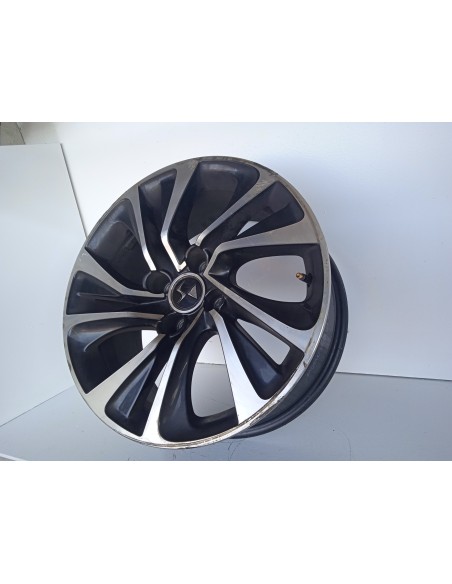 Recambio de llanta para ds 4 style referencia OEM IAM 9688832277  
