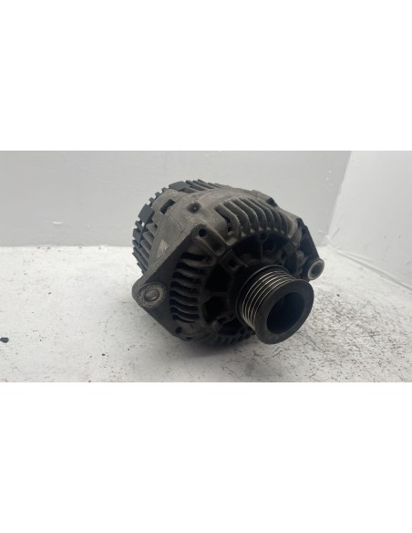 Recambio de alternador para renault 19 hatchback (b/c53) 1.8 cat referencia OEM IAM A13VI30  