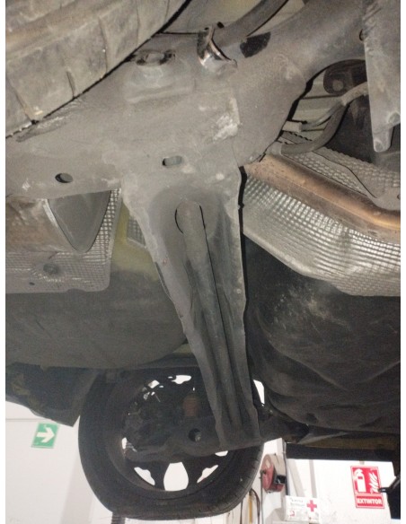 Recambio de puente trasero para citroën ds3 style referencia OEM IAM 5148W9  