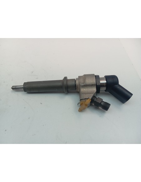 Recambio de inyector para peugeot 307 (s1) xr referencia OEM IAM 9636819380  