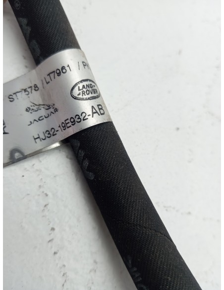 Recambio de tubos aire acondicionado para jaguar e-pace se referencia OEM IAM HJ3219E932AB  