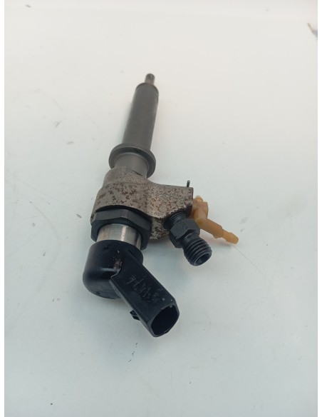 Recambio de inyector para peugeot 307 (s1) xr referencia OEM IAM 9636819380  