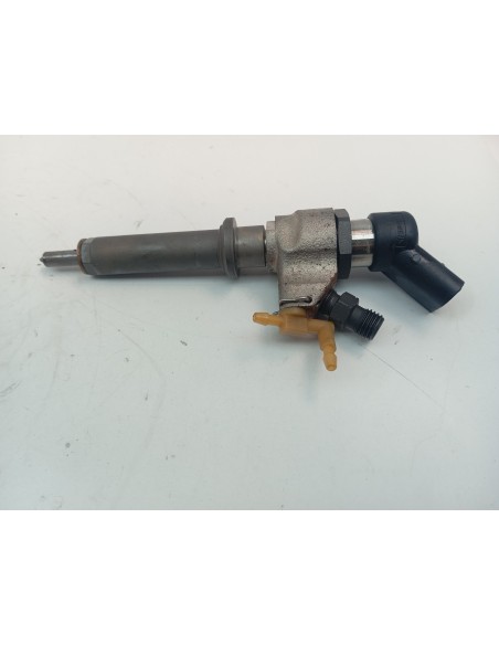 Recambio de inyector para peugeot 307 (s1) xr referencia OEM IAM 9636819380  