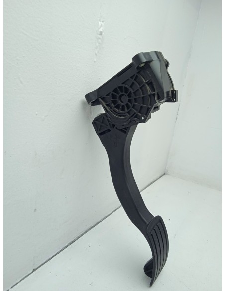 Recambio de potenciometro pedal para citroën c4 picasso attraction referencia OEM IAM 9674829780  