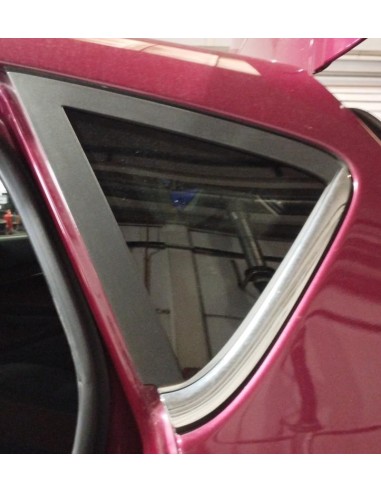 Recambio de luna custodia trasera izquierda para ford fiesta (cb1) titanium referencia OEM IAM 1574702  