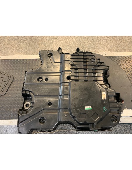 Recambio de deposito para peugeot 3008 referencia OEM IAM 12678023  
