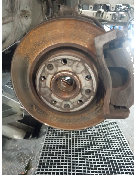 Recambio de mangueta delantera derecha para peugeot 308 active referencia OEM IAM 1647857080  