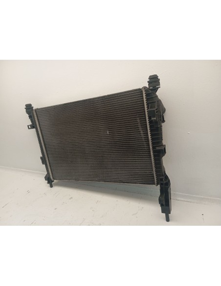 Recambio de radiador agua para ford focus lim. (cb8) trend referencia OEM IAM CV618005VA  
