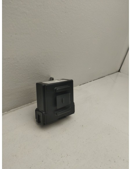 Recambio de modulo electronico para nissan leaf n-connecta referencia OEM IAM 476A05SH0B  